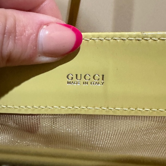 Gucci by Tom Ford Yellow Mesh Tote with Pouch - Picture 11 of 14